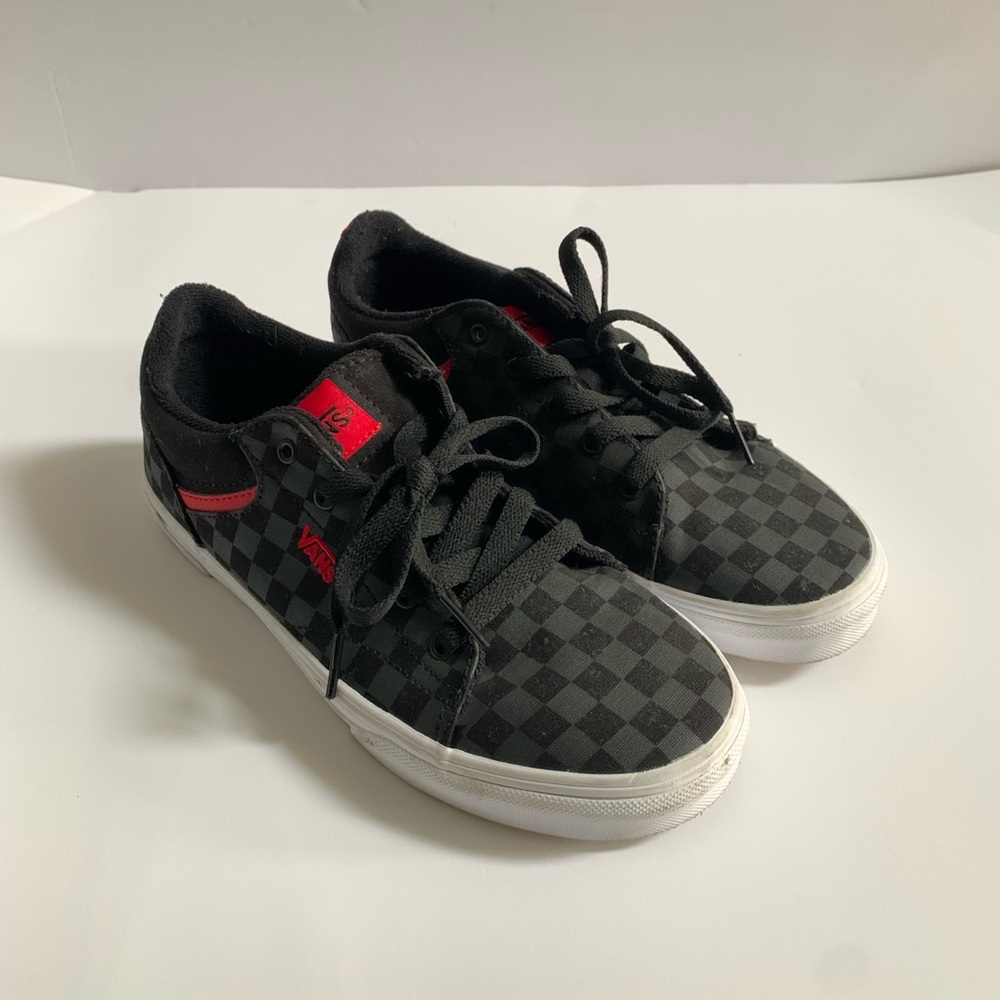 Kids Vans Seldans Shoes Size 5.0